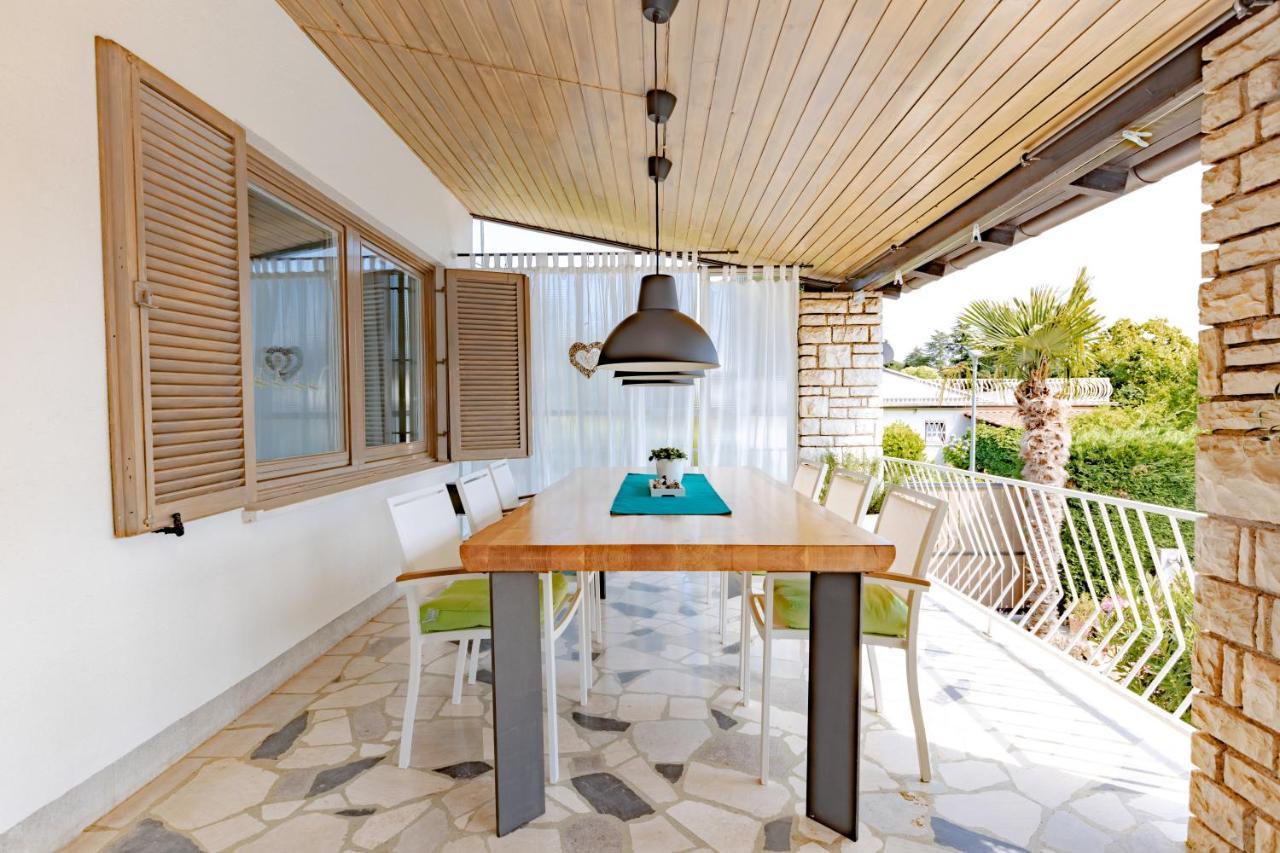 Residence Pecek Novigrad  Екстер'єр фото