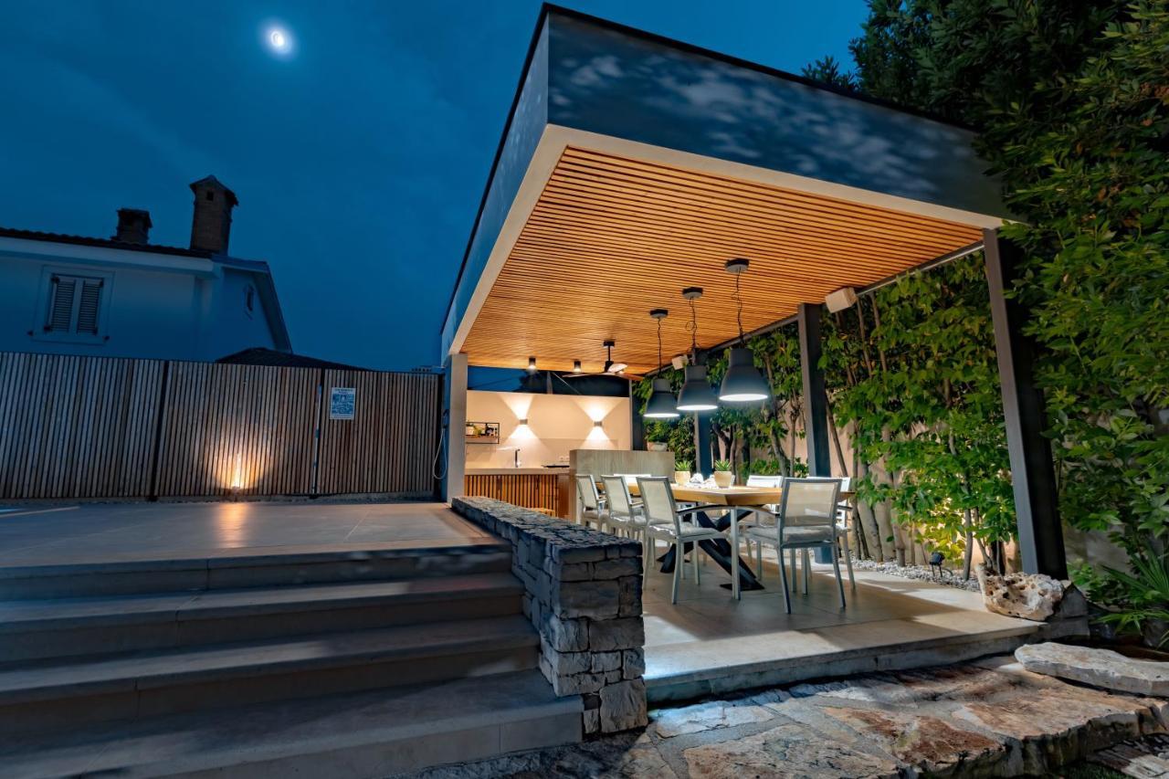 Residence Pecek Novigrad  Екстер'єр фото