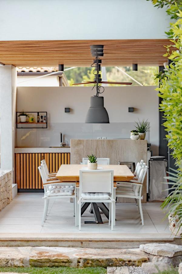 Residence Pecek Novigrad  Екстер'єр фото